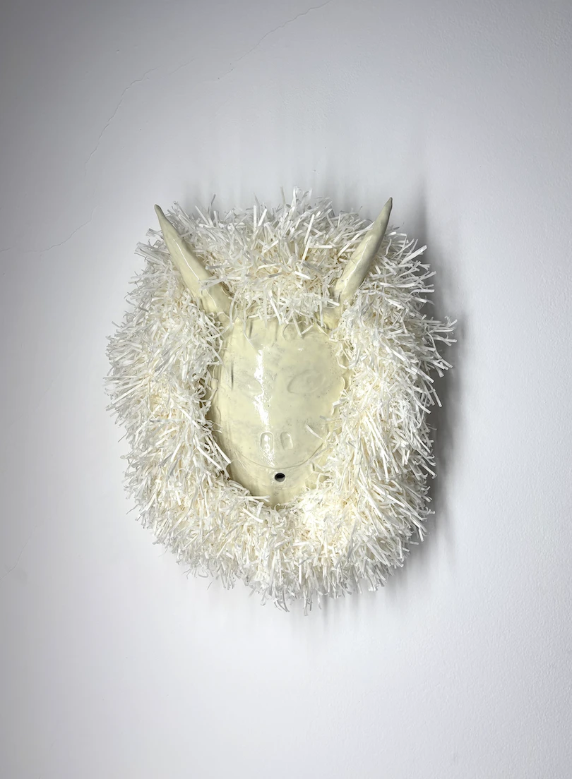 Exposição individual "quero o brilho cortante desses cacos de vidro", de Nathan Braga