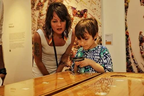 Exposição coletiva "Lugar Nenhum é Logo Ali"