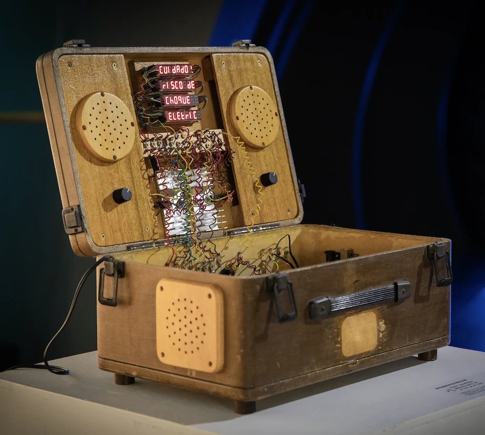 Exposição coletiva “Escuta aqui!”