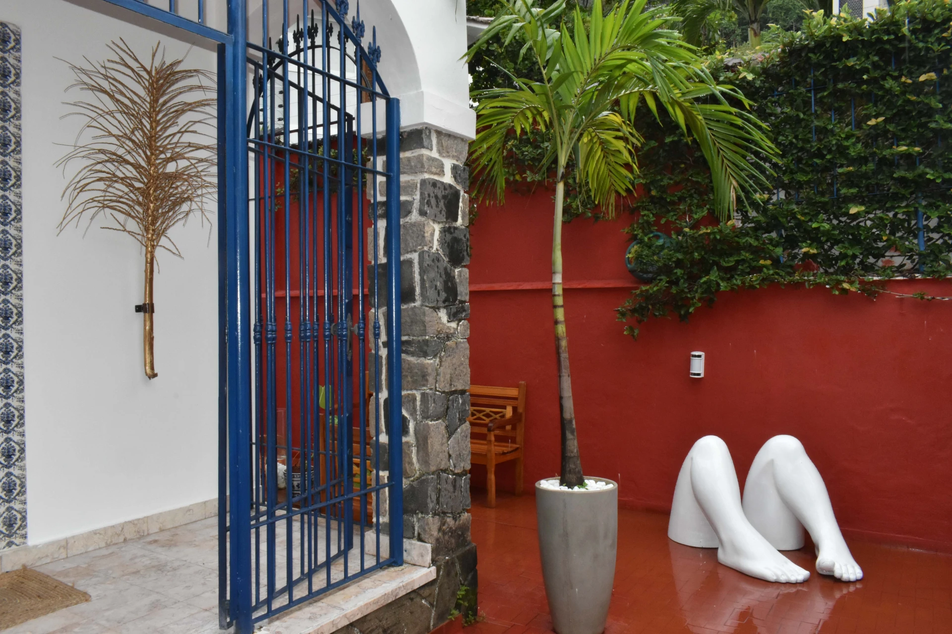 Inauguração Casa70 Galeria + Exposição “Eclosão”