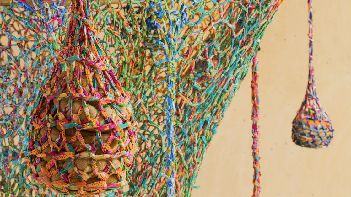 Exposição coletiva "Como funcionam os vulcões"