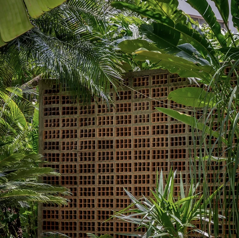 Exposição coletiva "Inverno Dentro do Bosque"