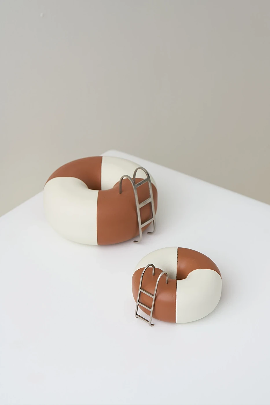 Séria Piscina: Escultura Bóia P