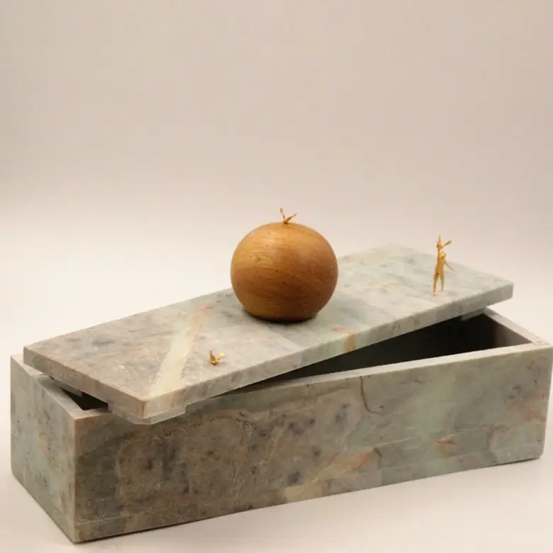 Escultura Caixa O Voo