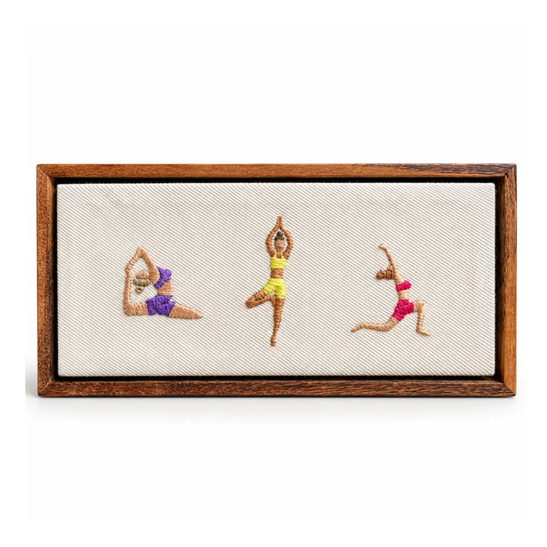 Mini Quadro Bordado Yogis